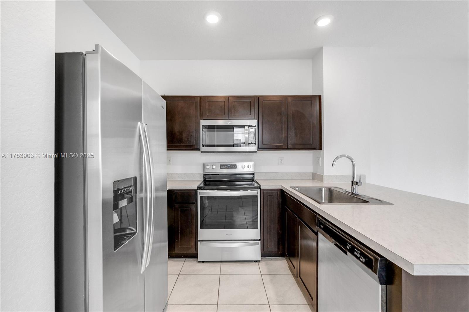 1150 SW 6th Ct