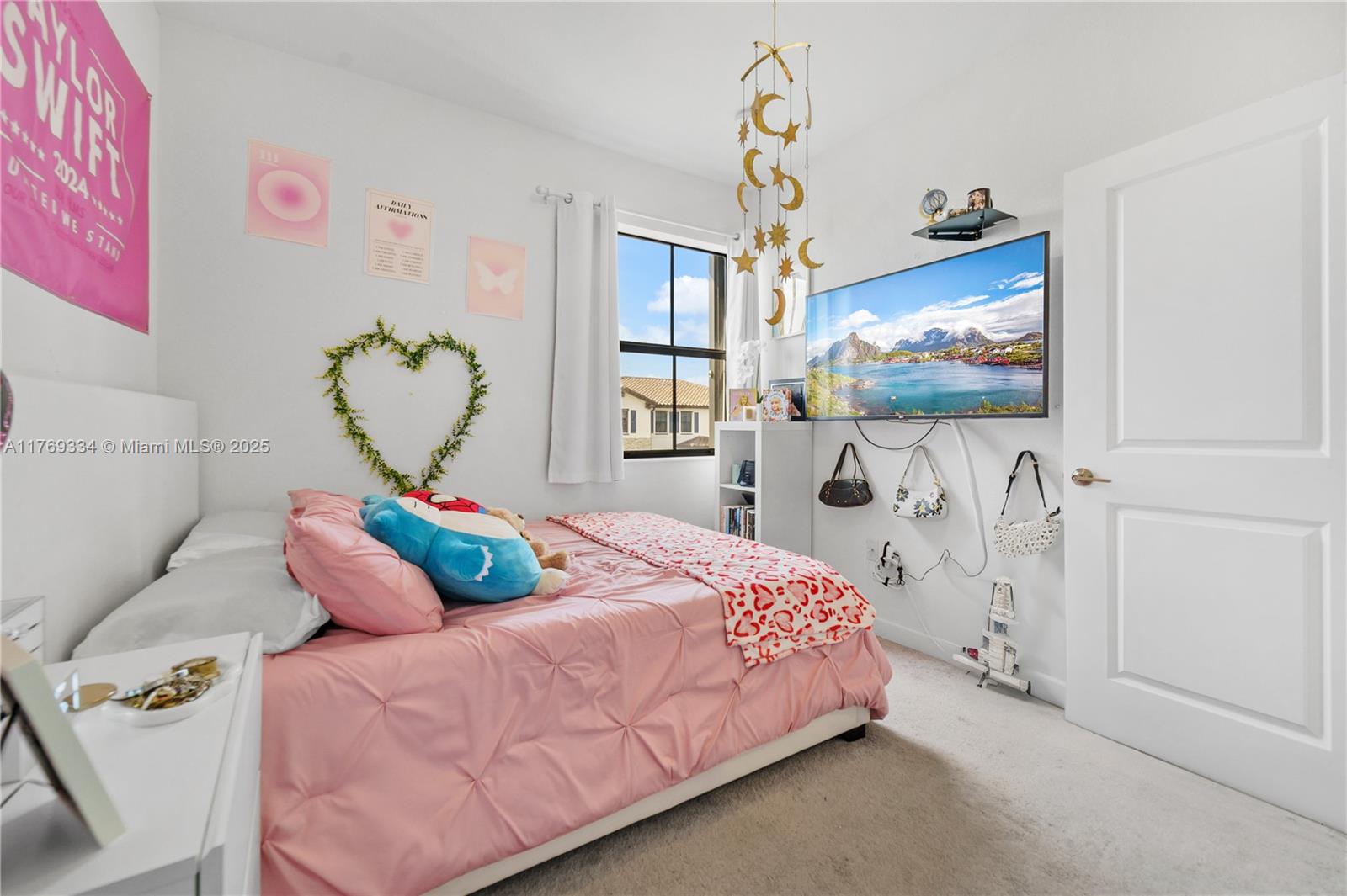 11805 SW 245th Ter
