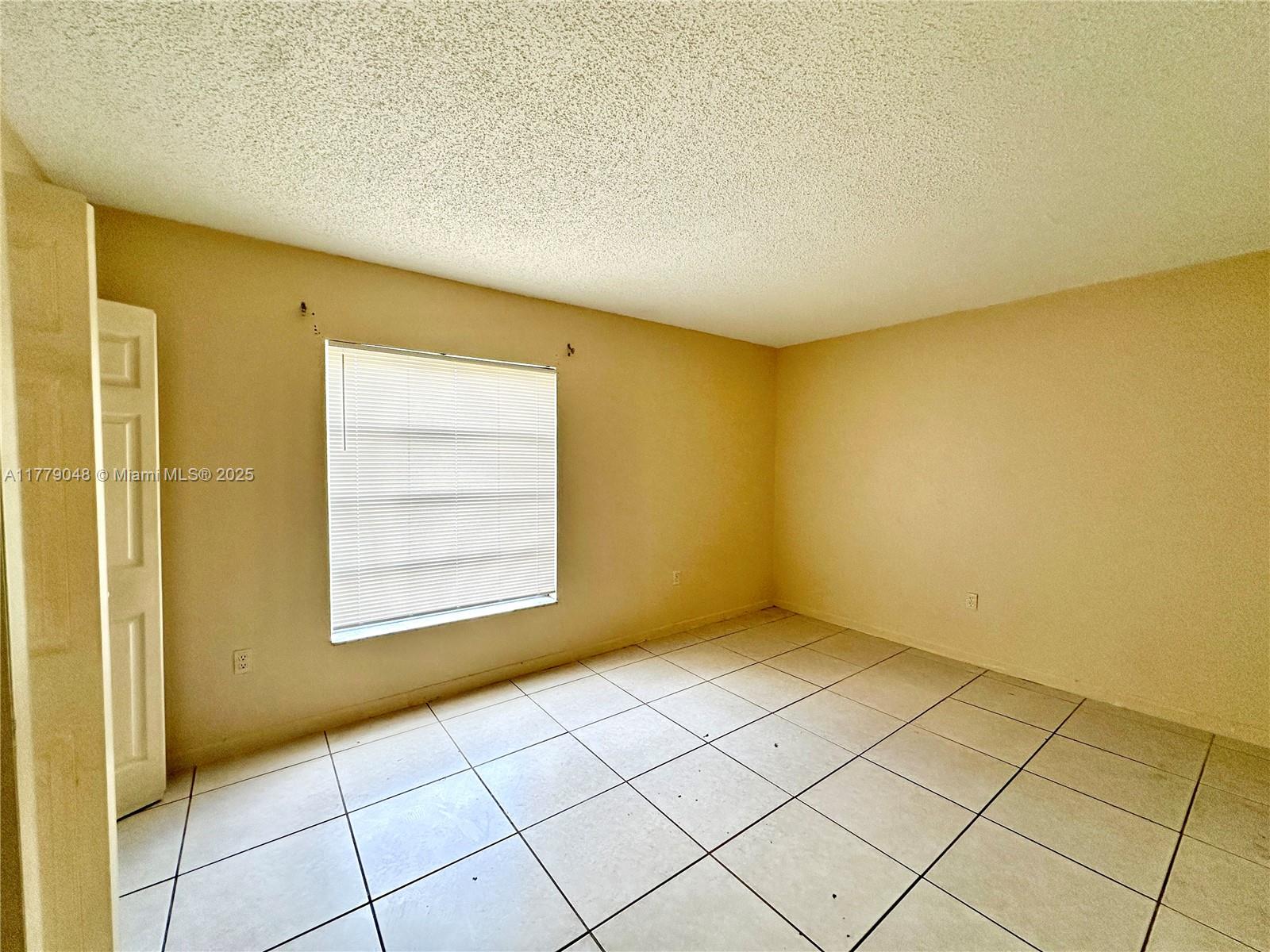 17650 NW 68th Ave # A2005