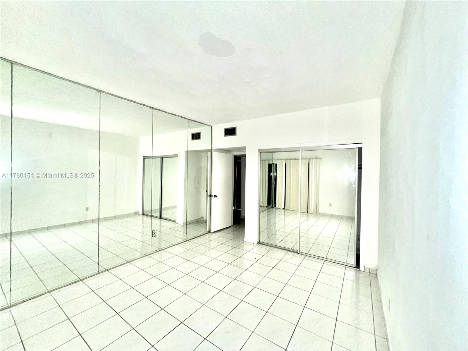 4370 NW 11th St # 103