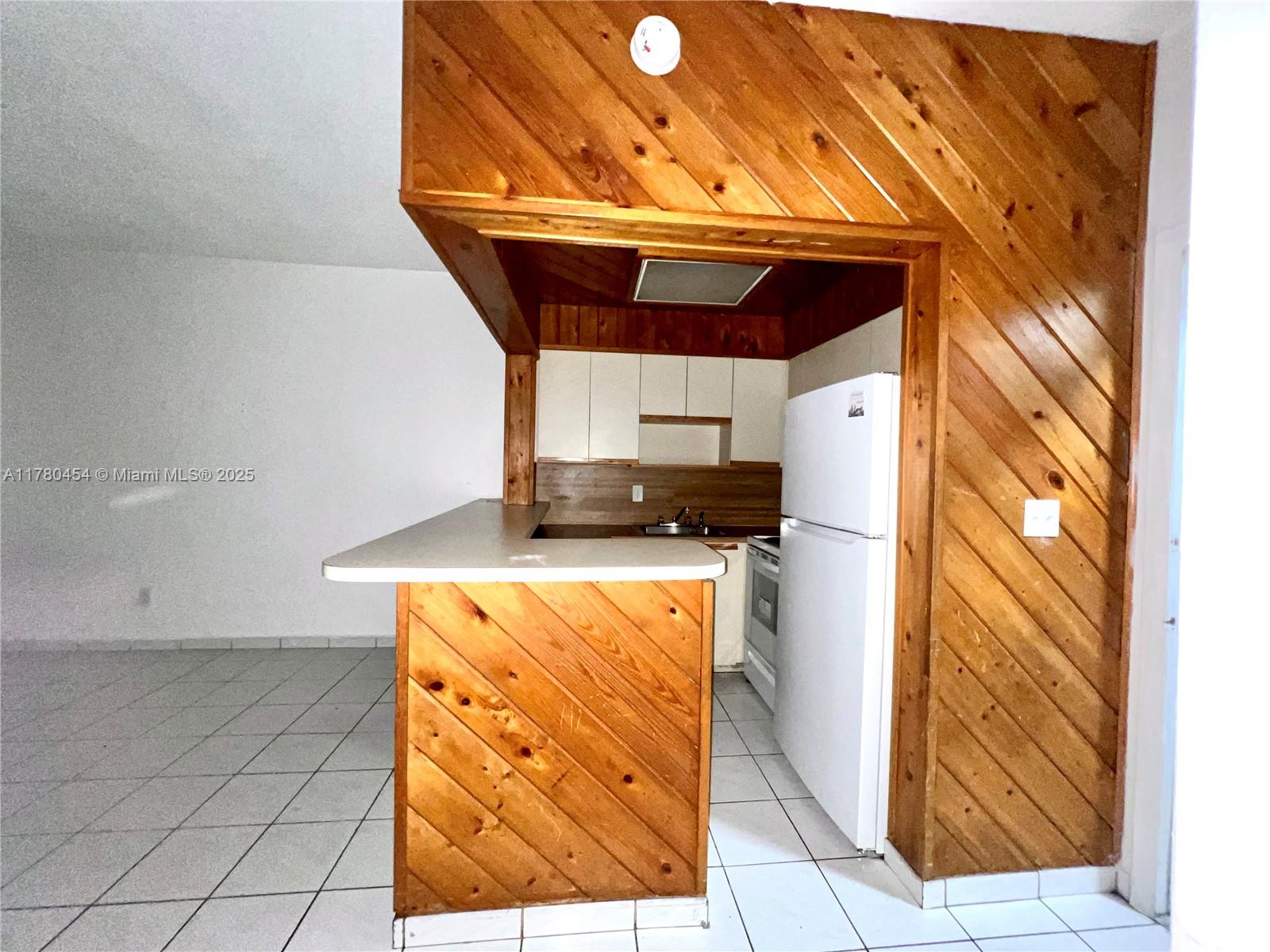 4370 NW 11th St # 103