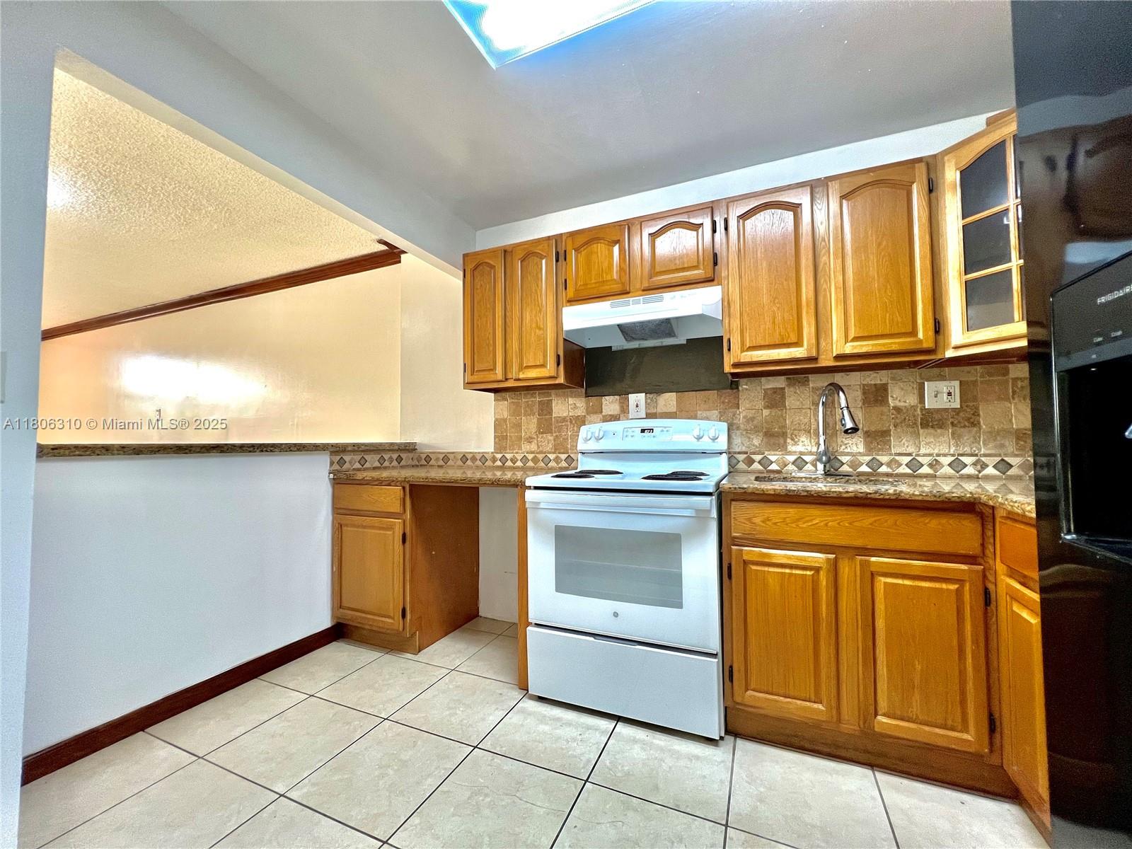 4675 W 18th Ct # 308