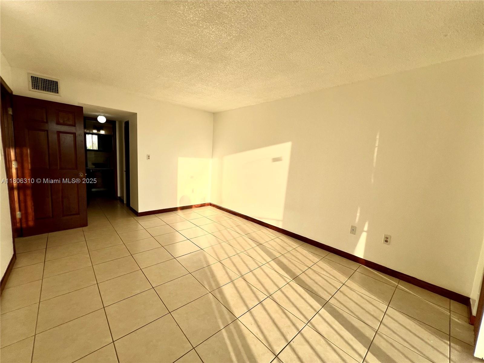 4675 W 18th Ct # 308