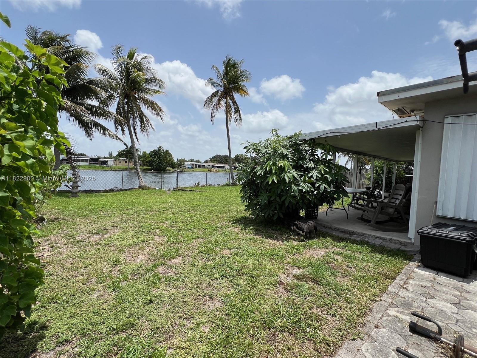 8230 NW 15th St