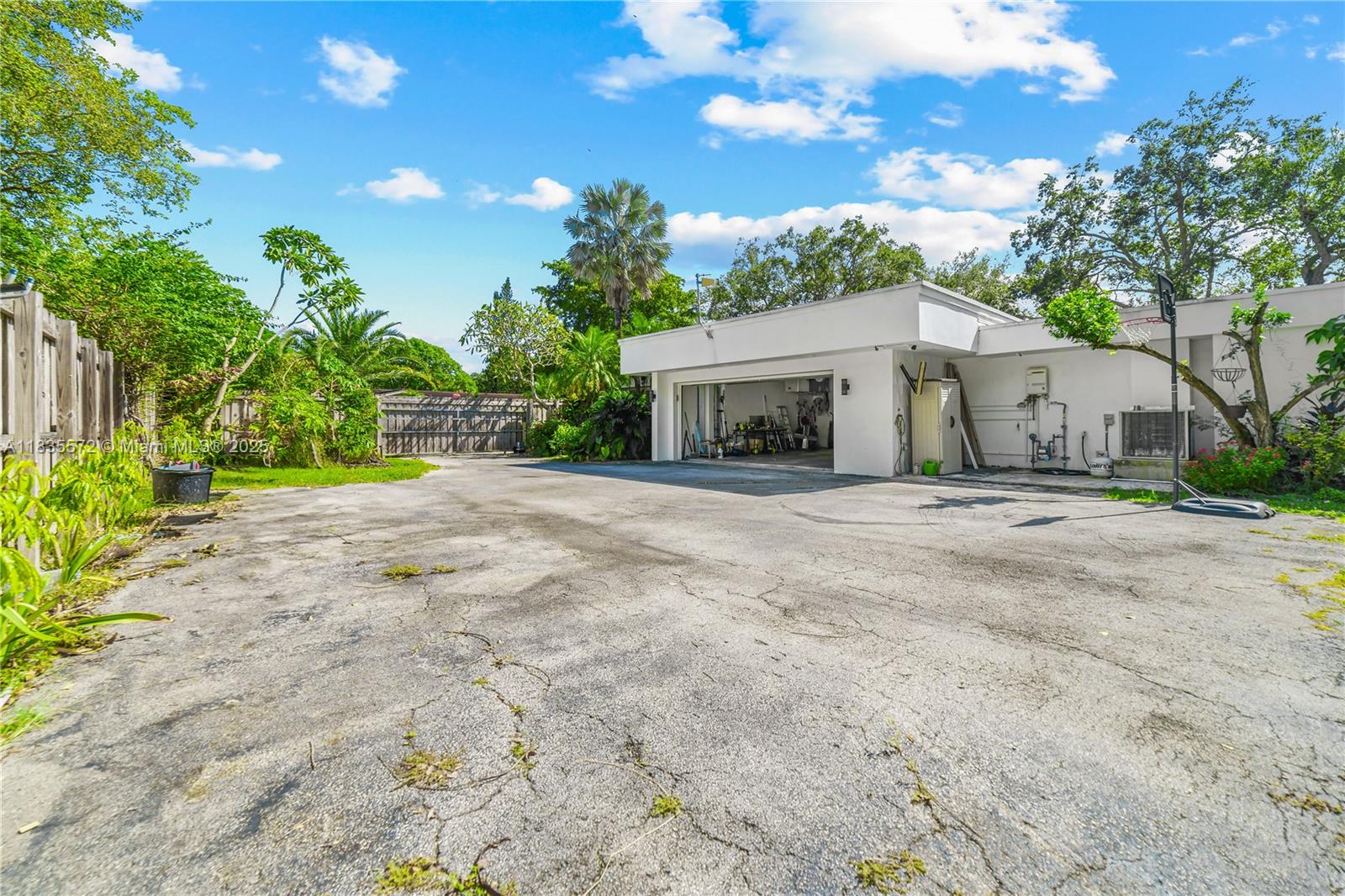 15200 SW 81st Ave