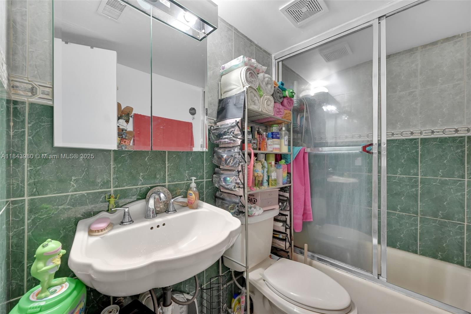 10421 SW 13th St # A Unit: 7-5-A