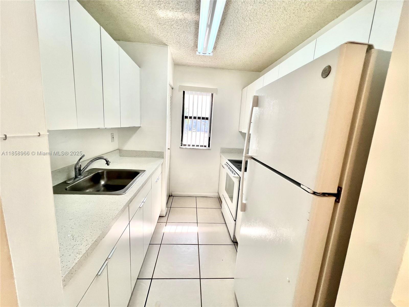 7215 NW 179th St # 205