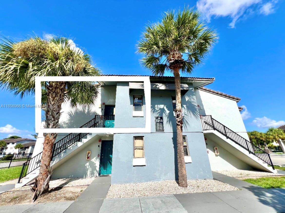 7215 NW 179th St # 205