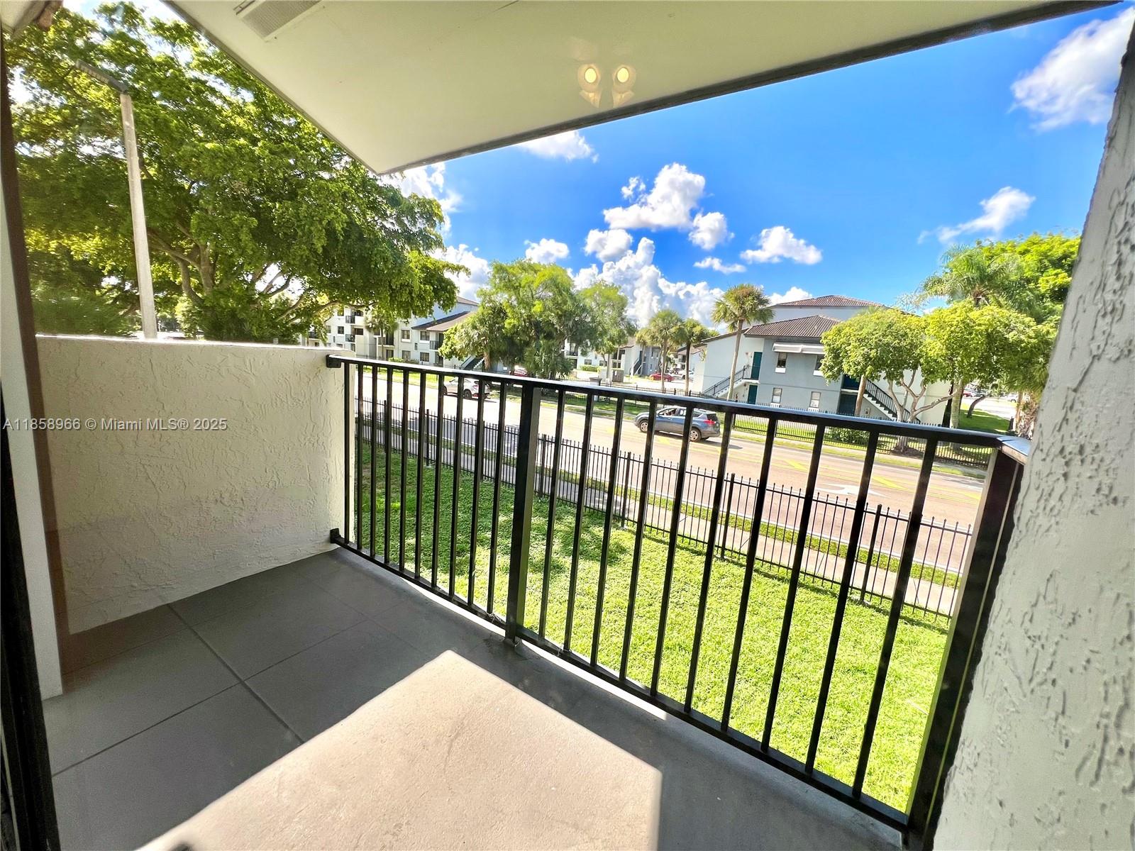 7215 NW 179th St # 205