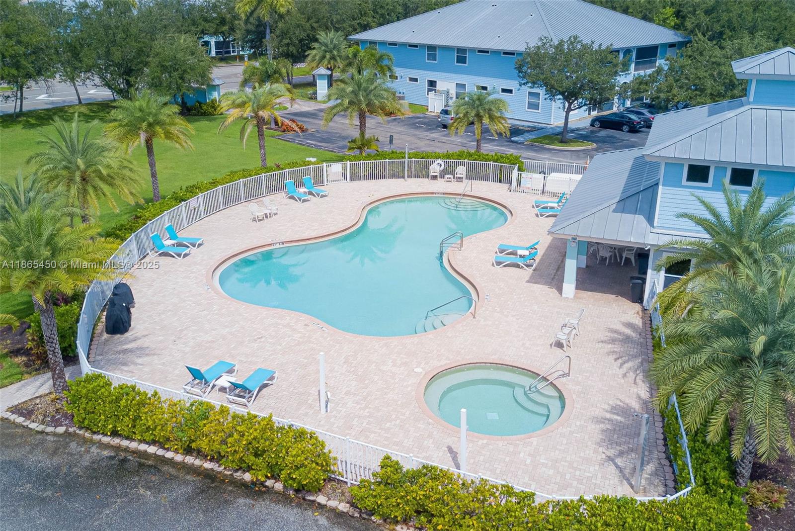 1050 Hancock Creek South Blvd # 203
