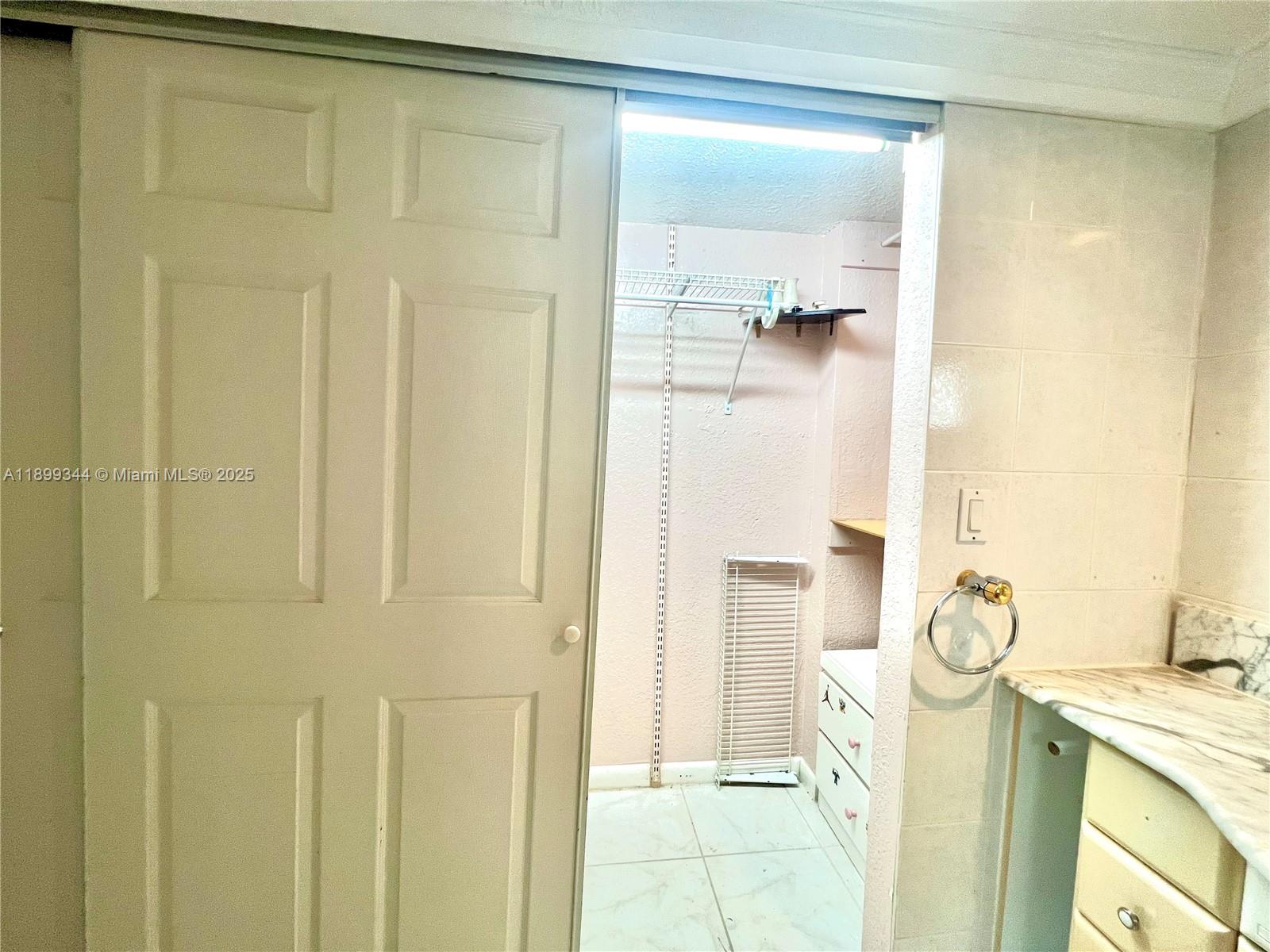 9915 W Okeechobee Rd # 506, Hialeah Gardens Unit: 2-506