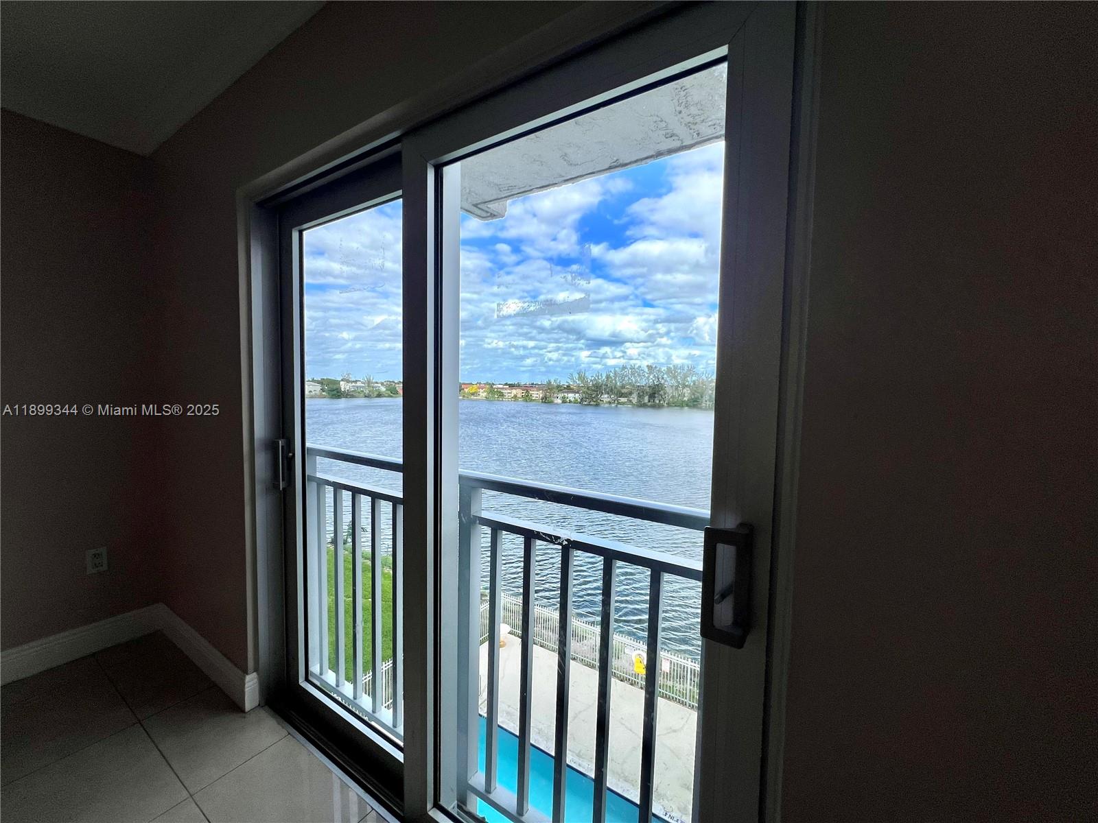 9915 W Okeechobee Rd # 506, Hialeah Gardens Unit: 2-506