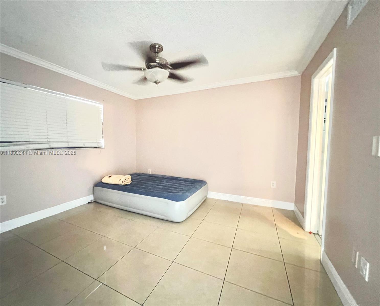 9915 W Okeechobee Rd # 506, Hialeah Gardens Unit: 2-506