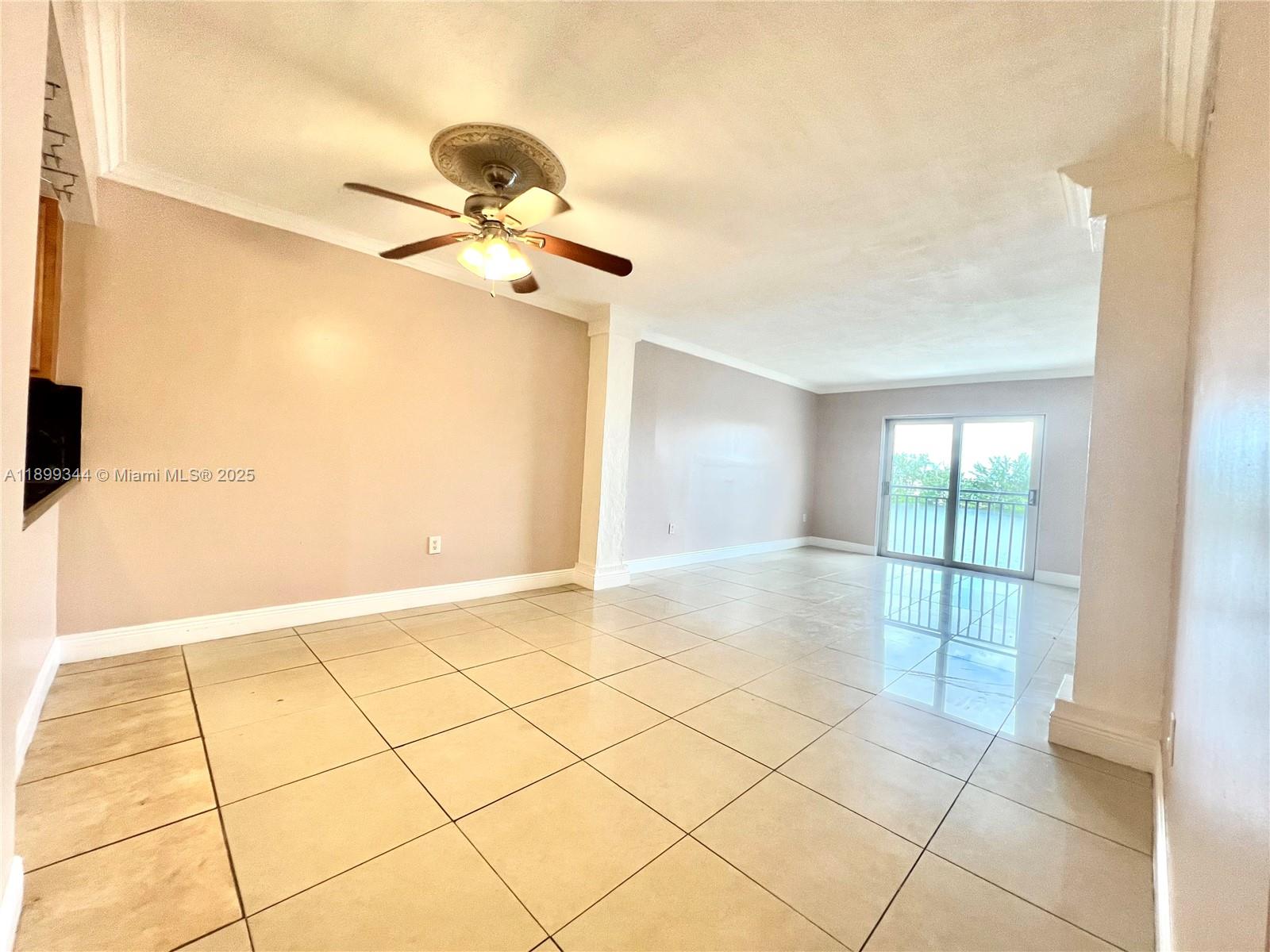 9915 W Okeechobee Rd # 506, Hialeah Gardens Unit: 2-506