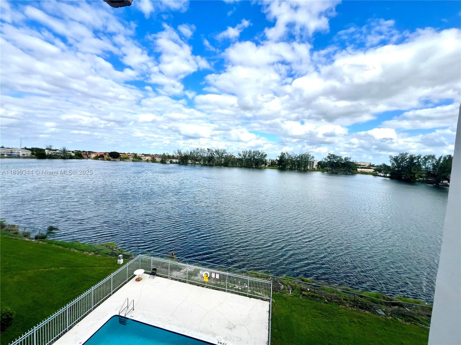 9915 W Okeechobee Rd # 506, Hialeah Gardens Unit: 2-506