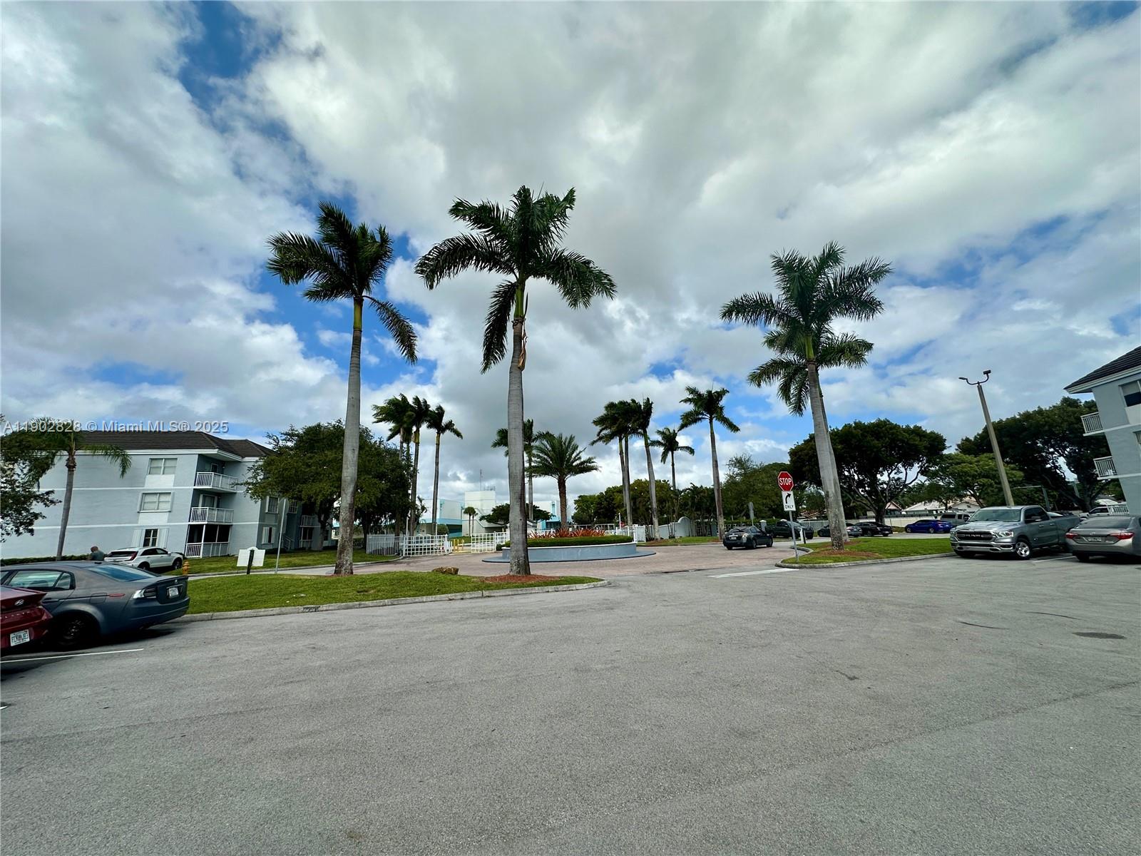 8640 SW 212th St # 307, Cutler Bay Unit: 307