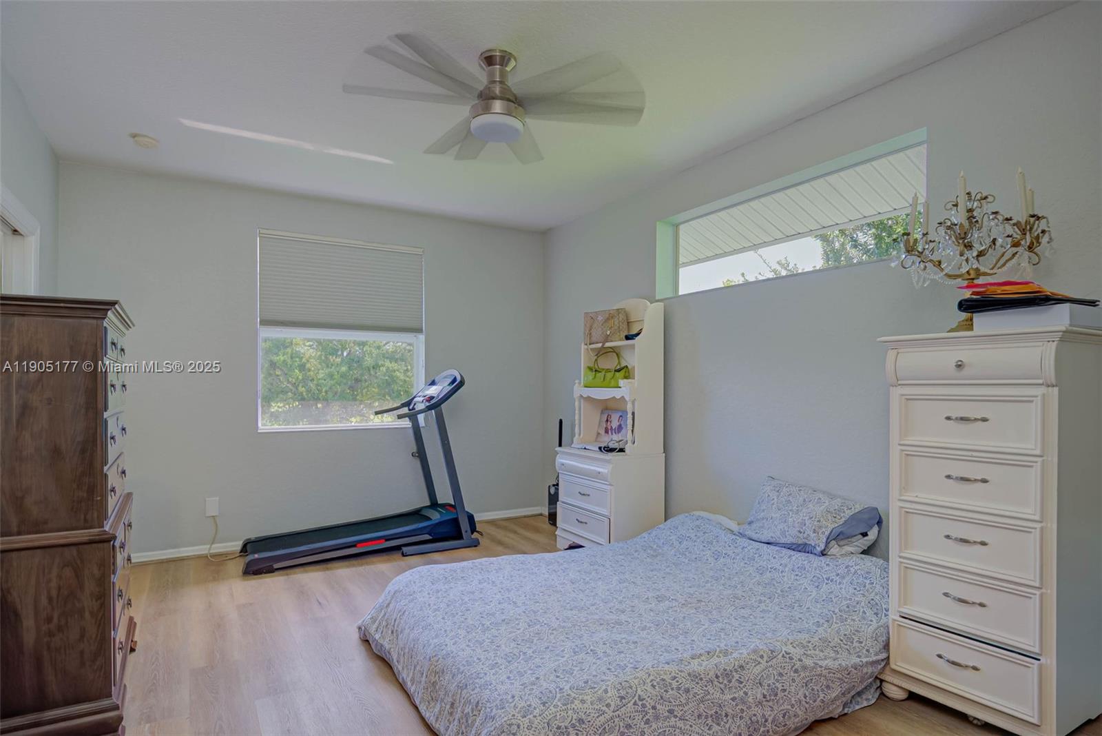 1050 Hancock Creek South Blvd # 203