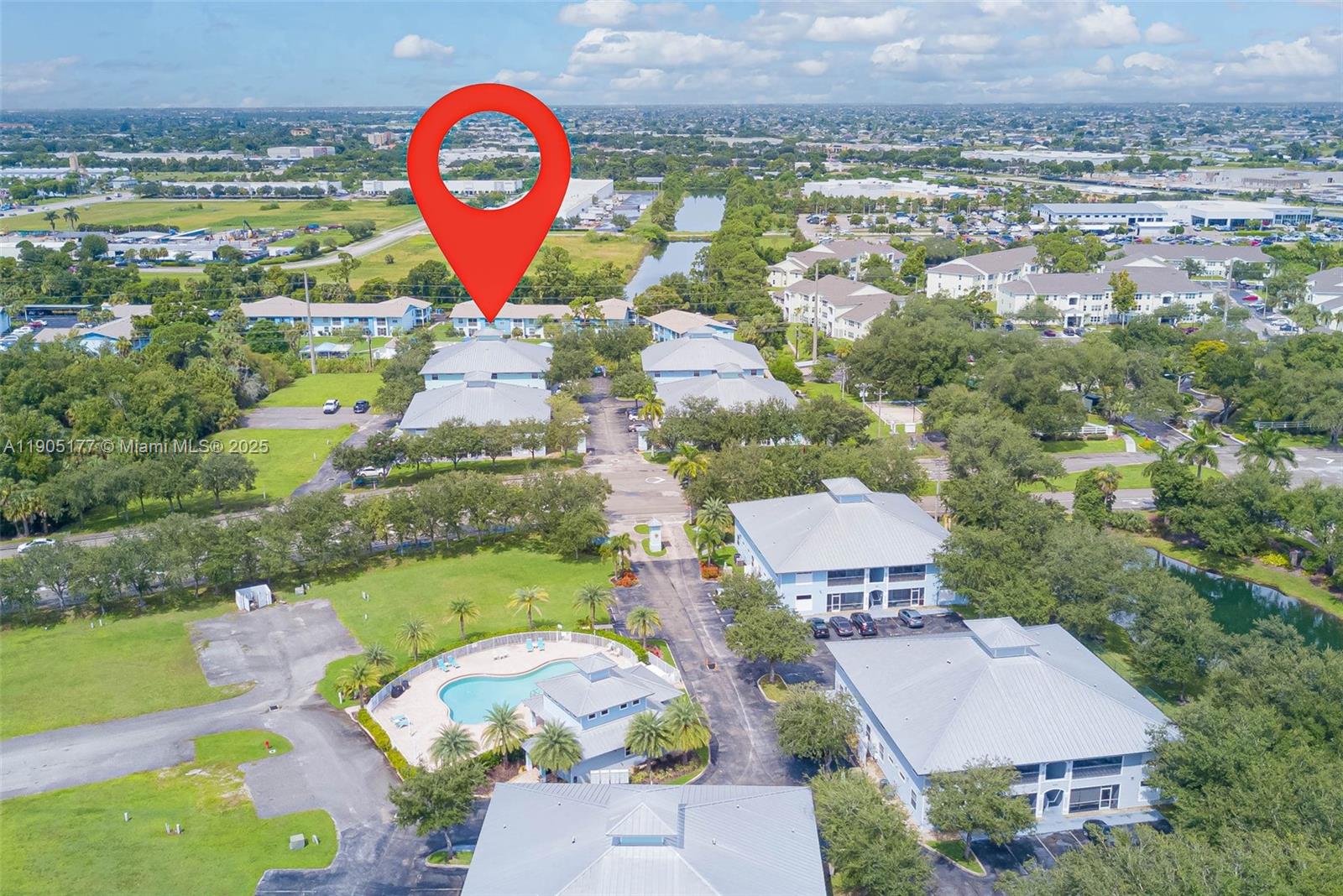 1050 Hancock Creek South Blvd # 203