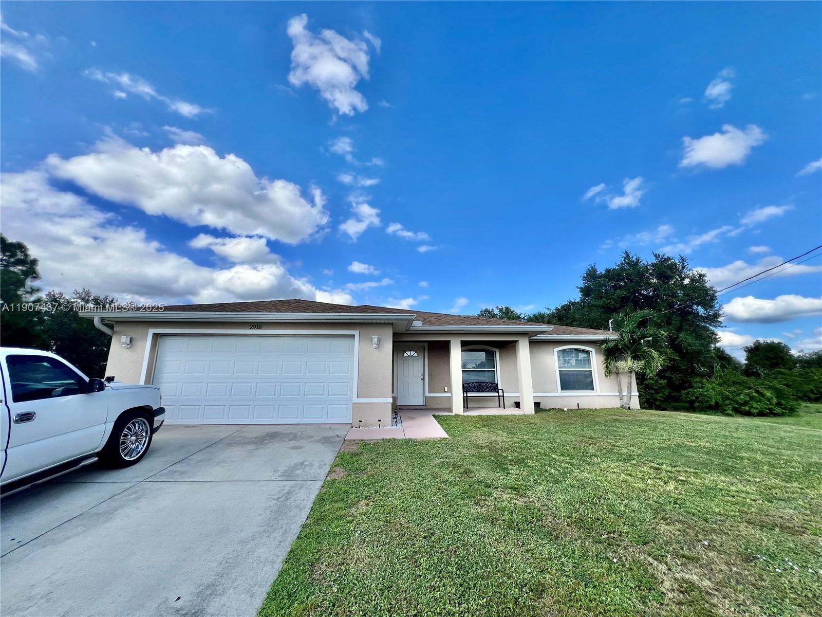 2916 2916 51ST ST SW