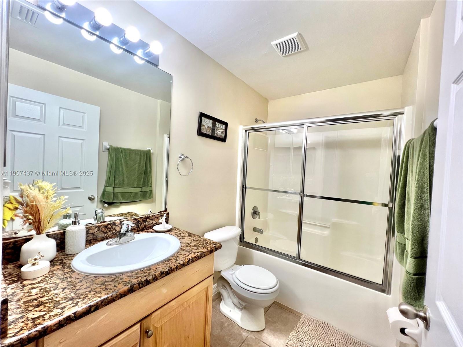 2916 2916 51ST ST SW