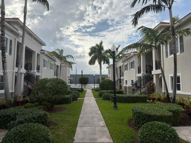 3427 W 80th St # 206