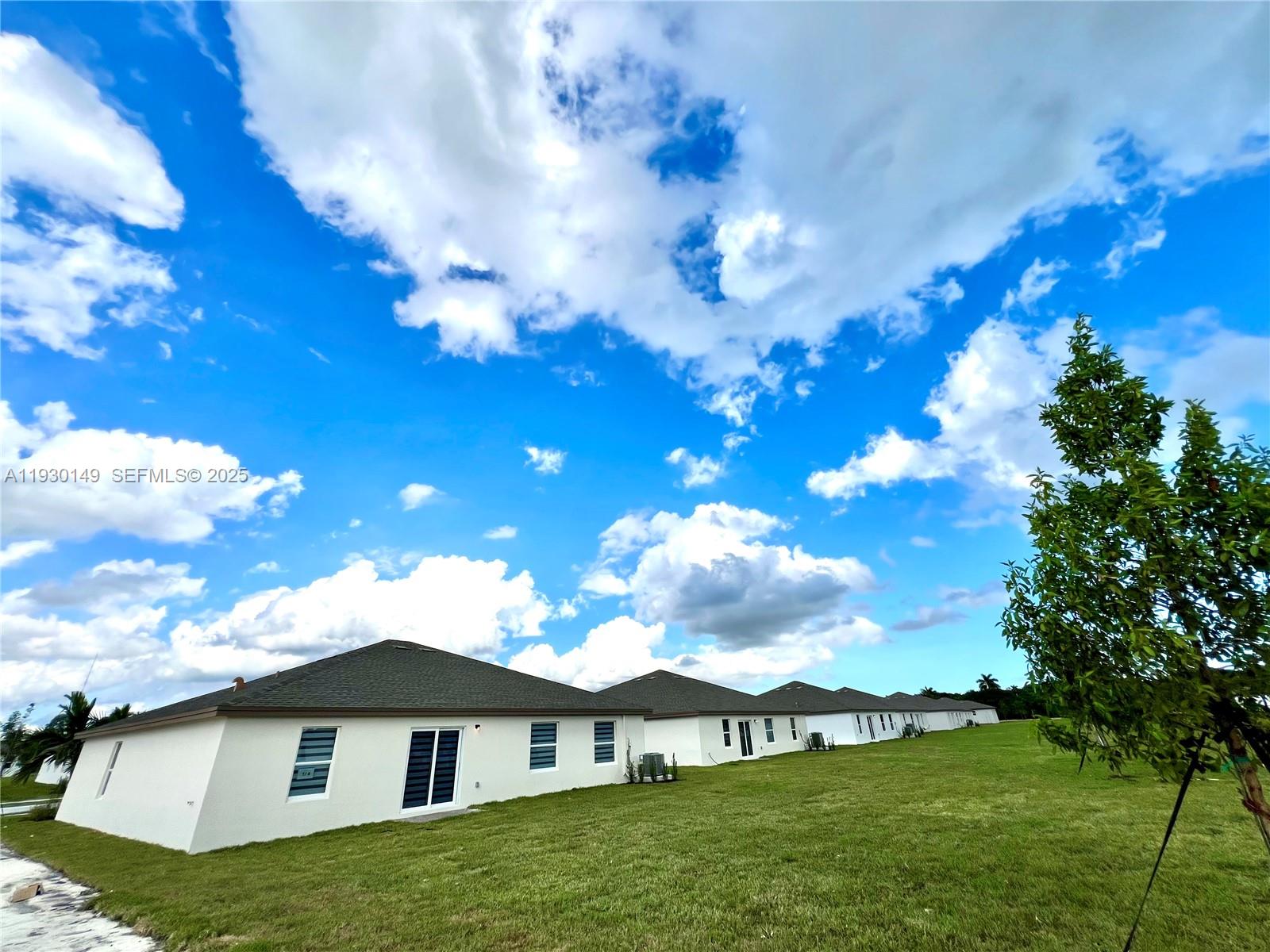 17376 SW 285th St # 1