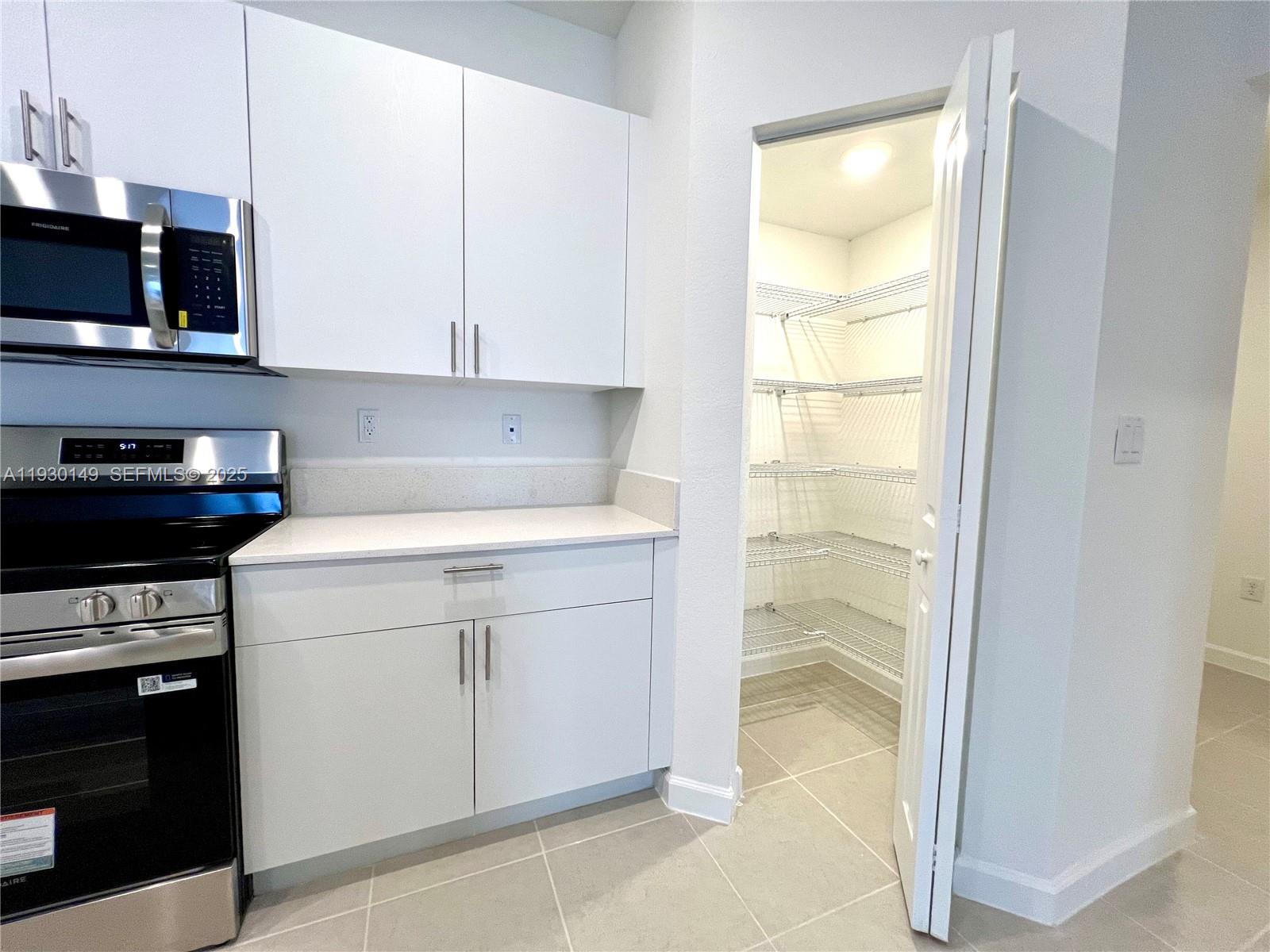 17376 SW 285th St # 1