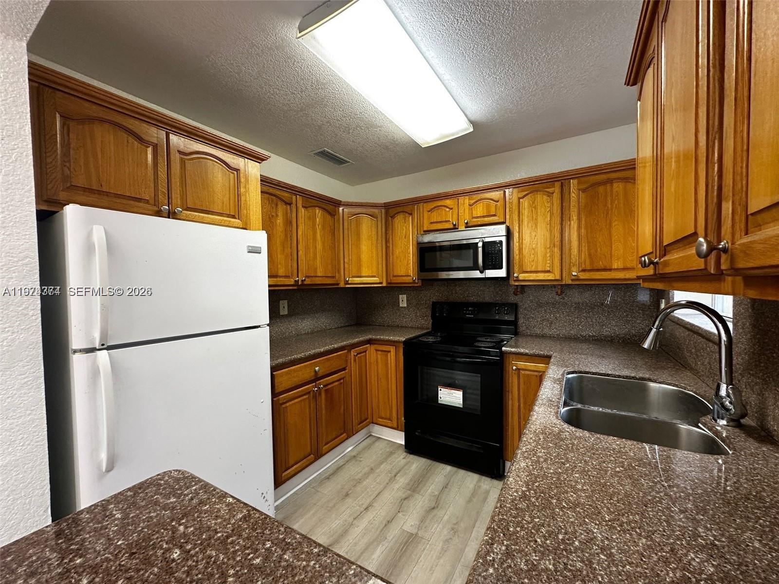 11840 SW 175th Ter # 11840