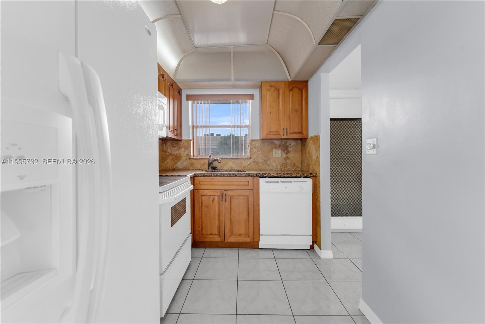 8280 Sunrise Lakes Blvd Unit: 301