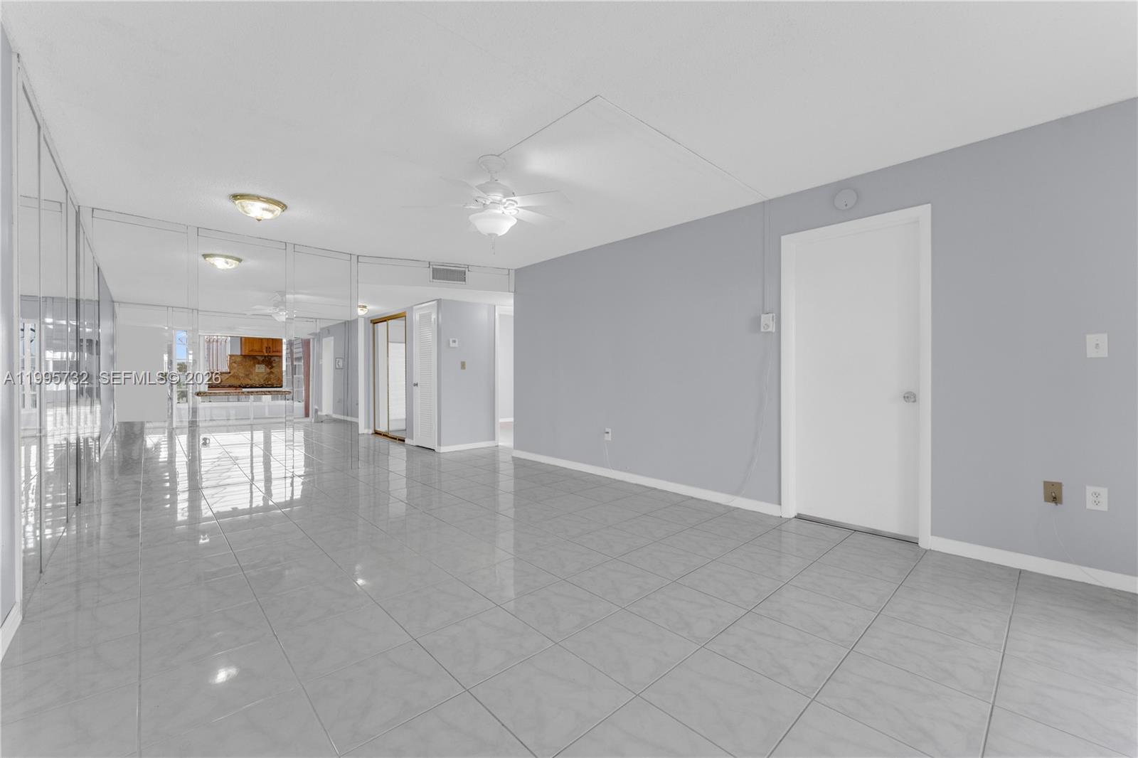8280 Sunrise Lakes Blvd Unit: 301