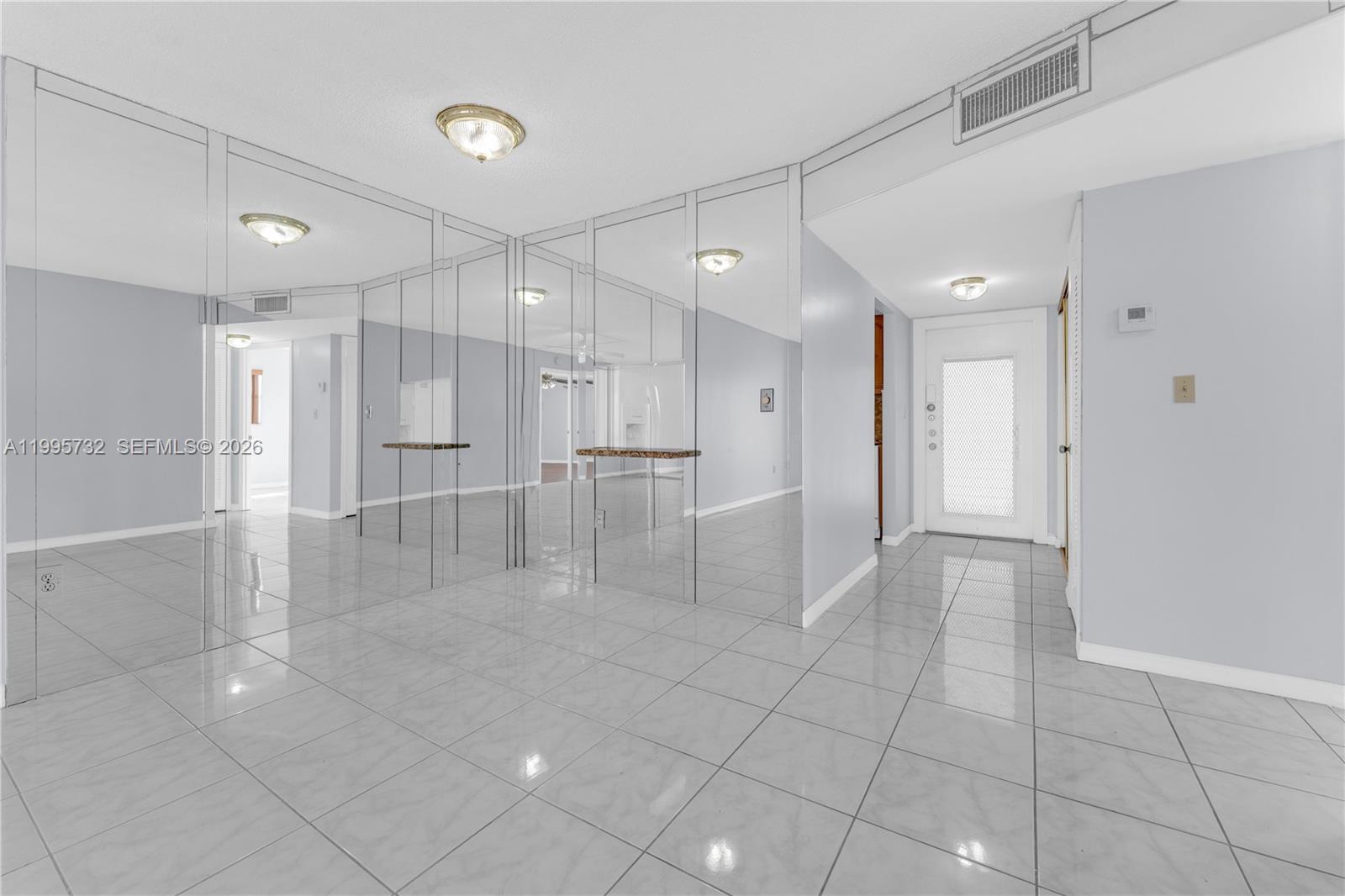 8280 Sunrise Lakes Blvd Unit: 301