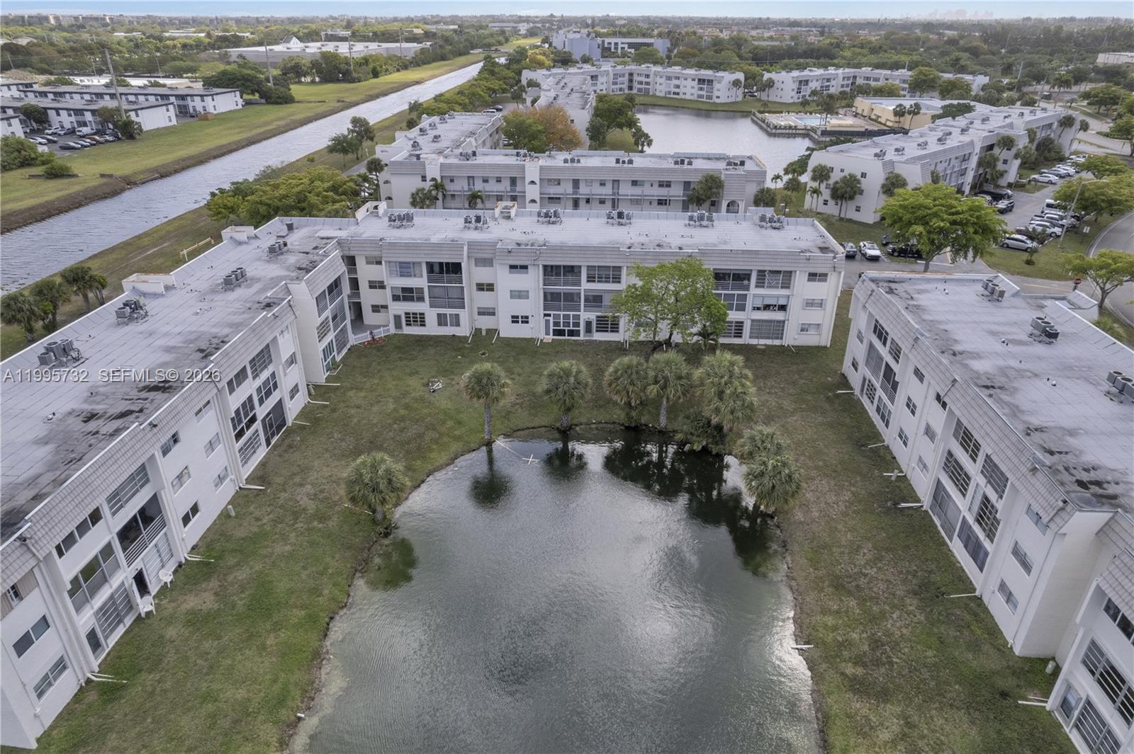 8280 Sunrise Lakes Blvd Unit: 301