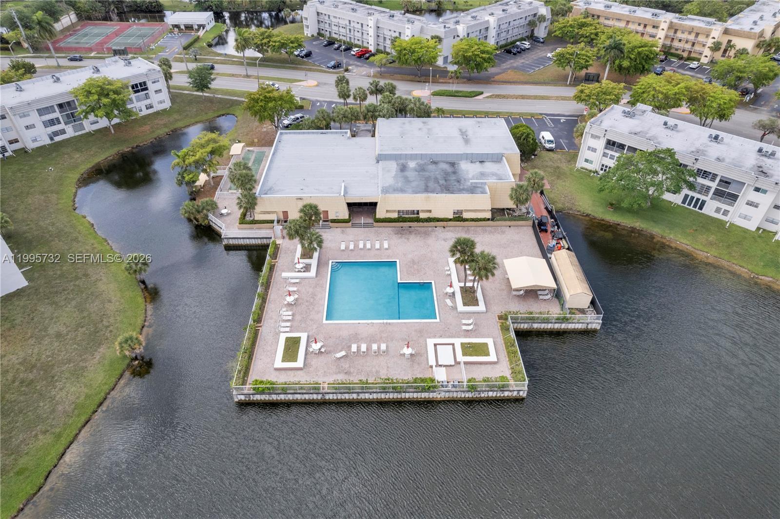 8280 Sunrise Lakes Blvd Unit: 301