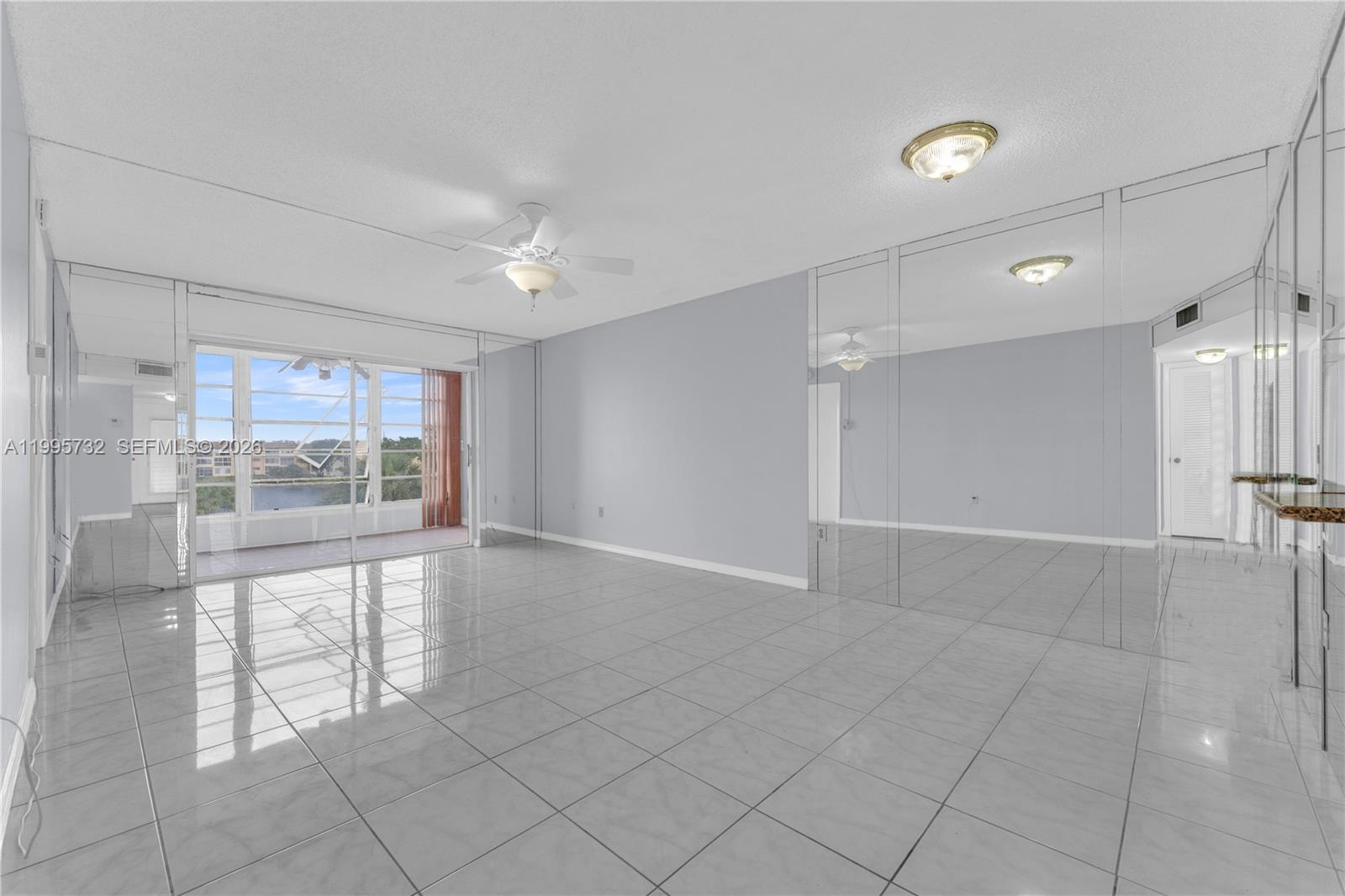 8280 Sunrise Lakes Blvd Unit: 301
