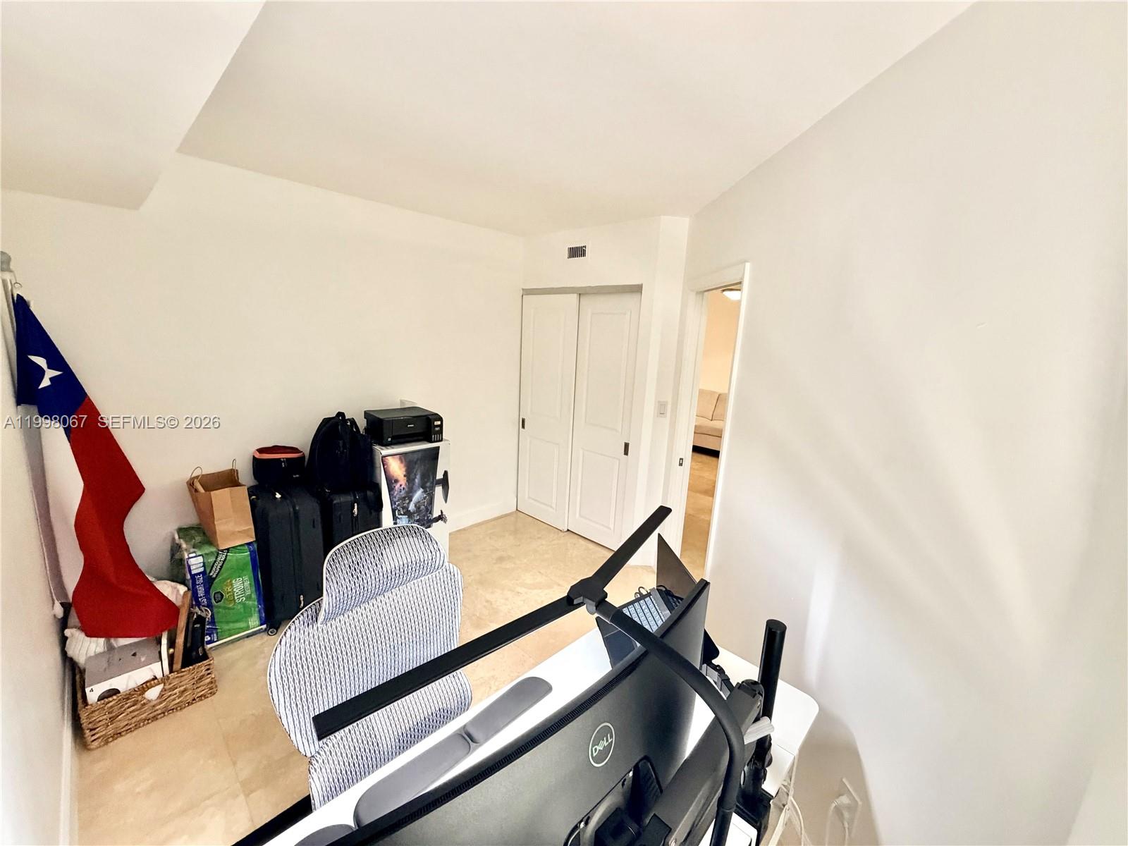 15405 N Miami Lakeway N # 207