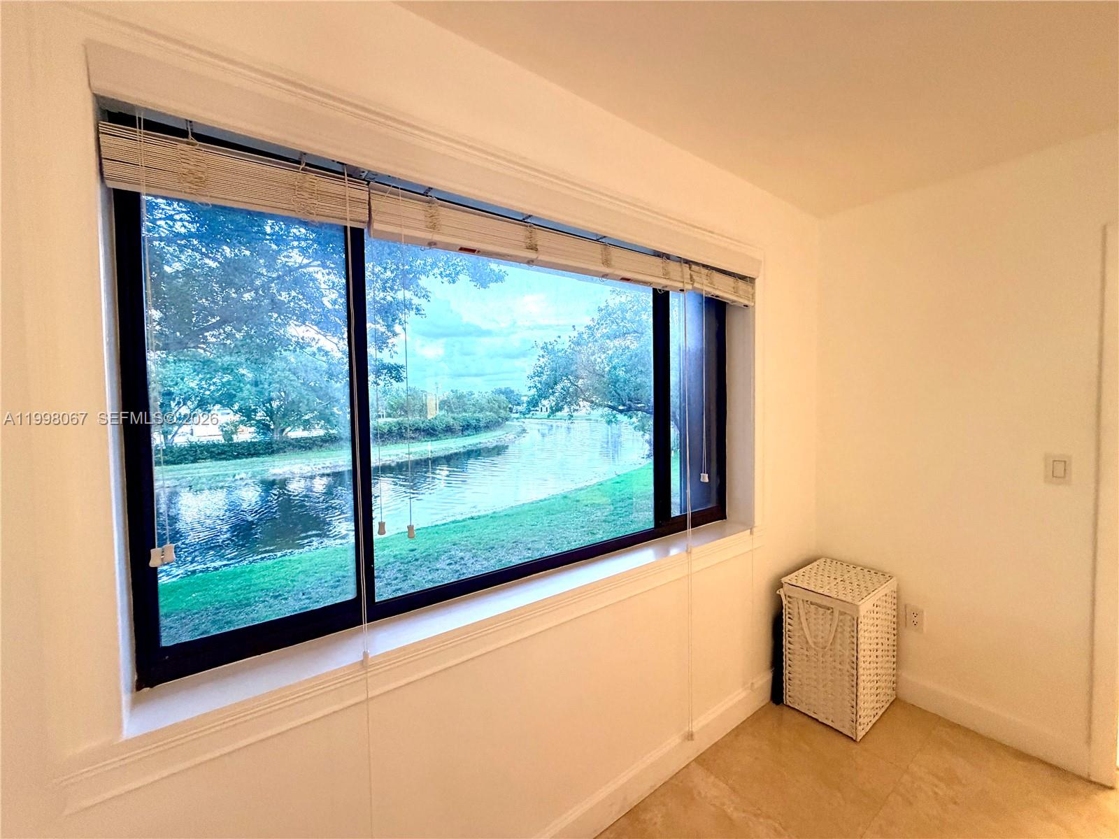 15405 N Miami Lakeway N # 207