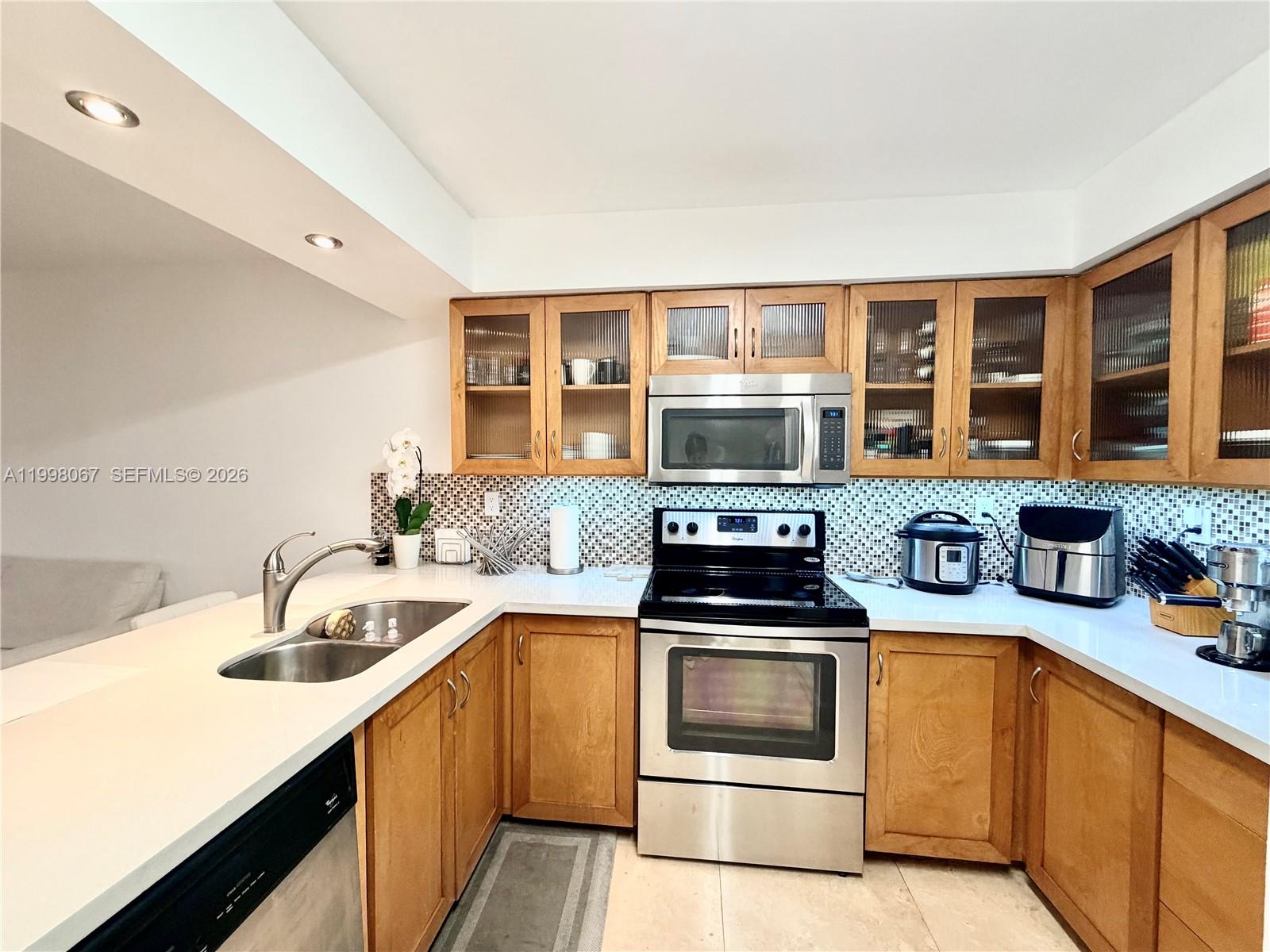 15405 N Miami Lakeway N # 207