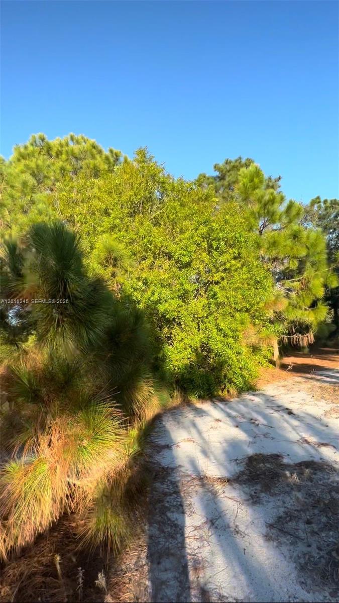 360 N Quebrada St