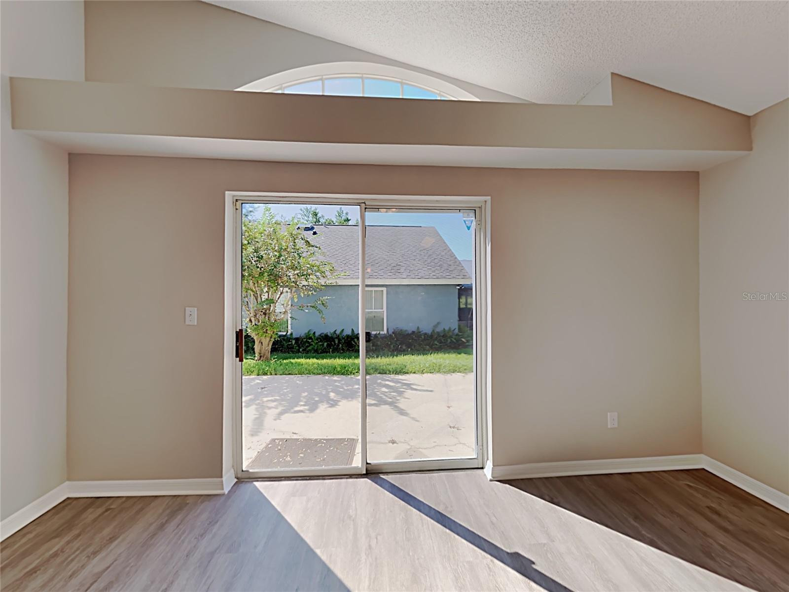 973 PIEDMONT OAKS DR