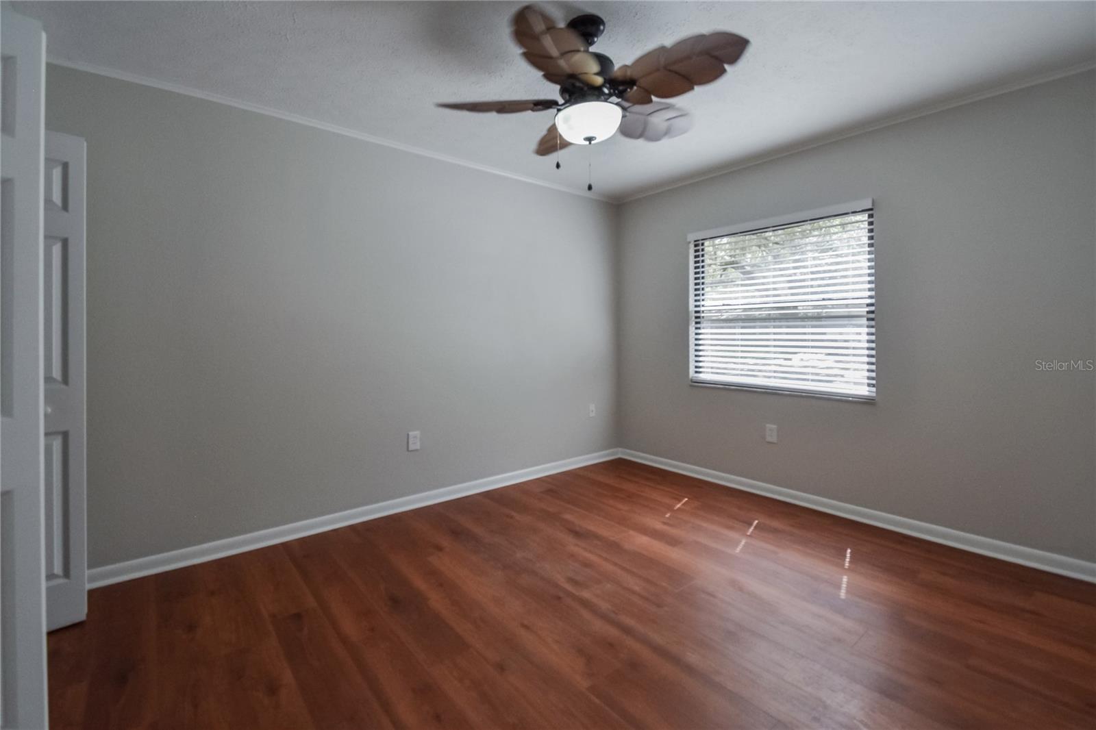 406 MERLIN CT