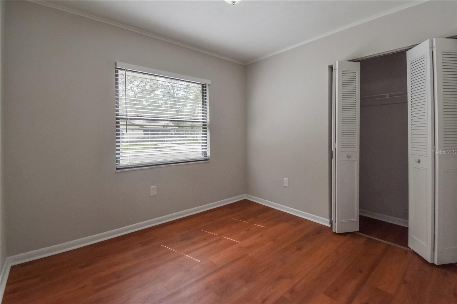 406 MERLIN CT
