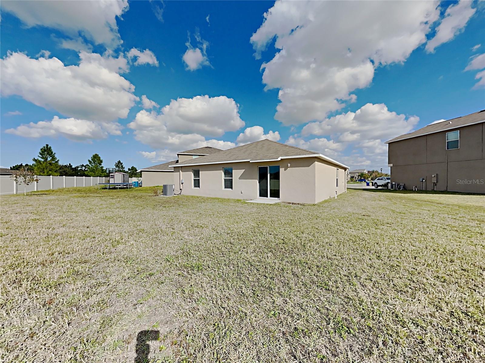 7235 SOMERSET POND DR