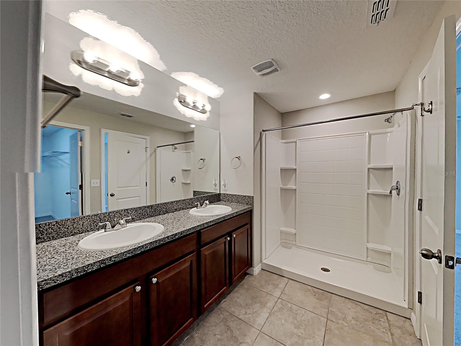 7235 SOMERSET POND DR