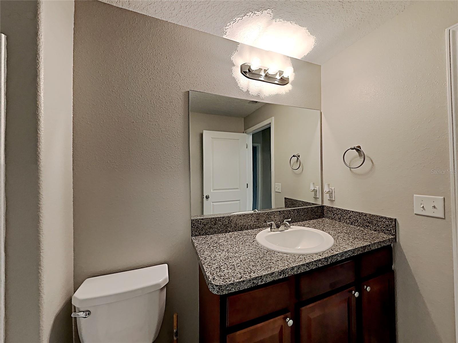 7235 SOMERSET POND DR