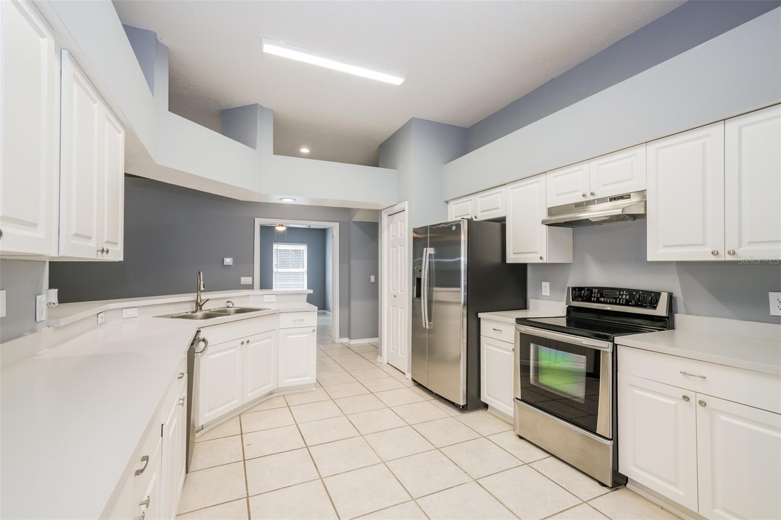 22707 RODERICK DR