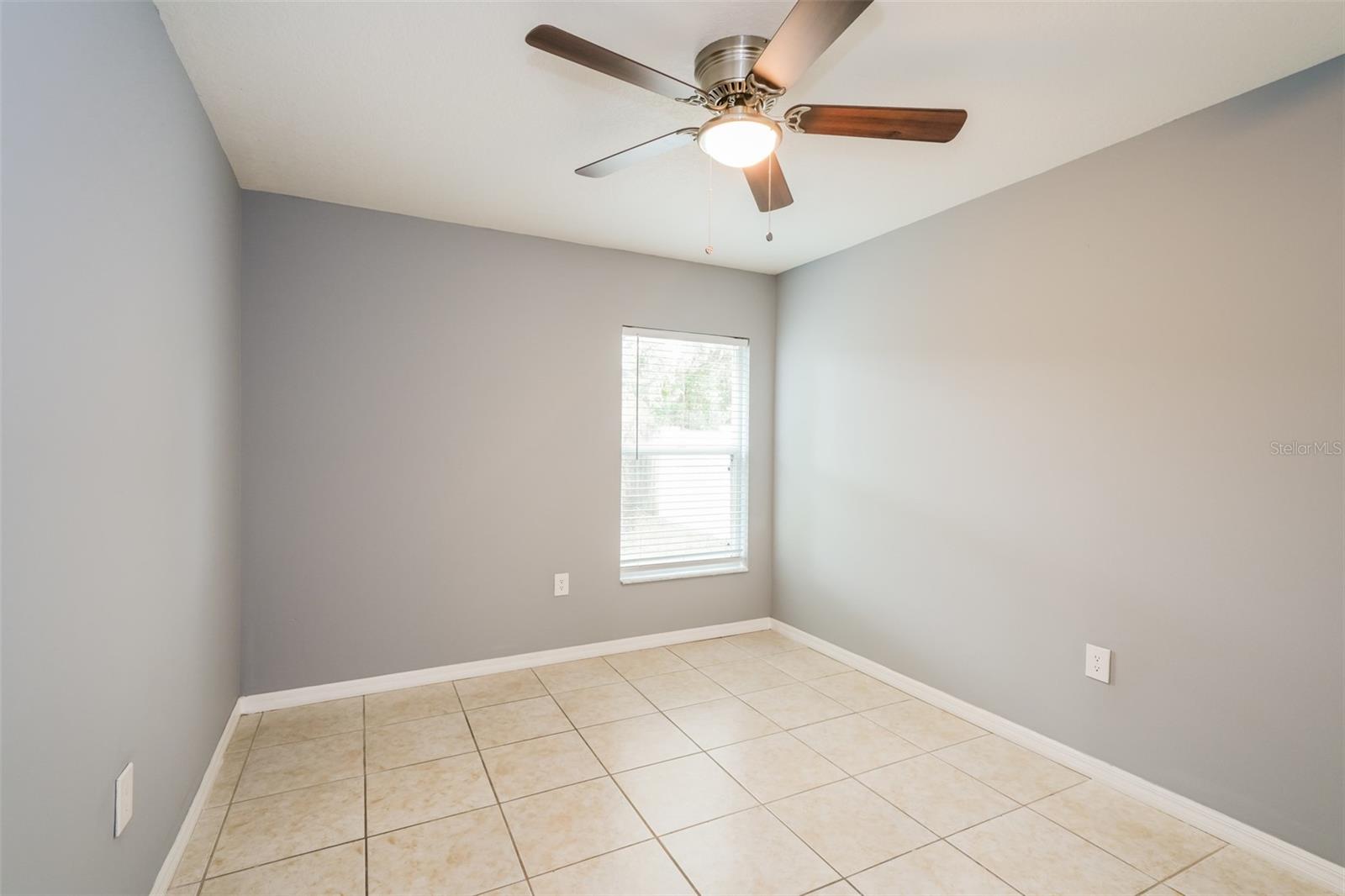 22707 RODERICK DR
