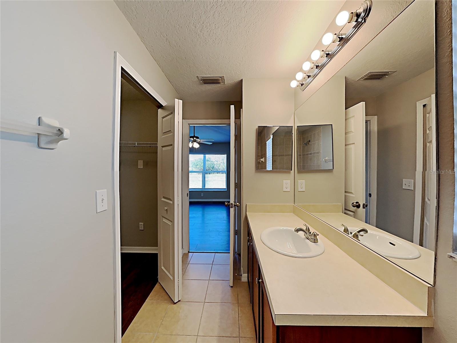 3606 HARVEST ORCHARD DR