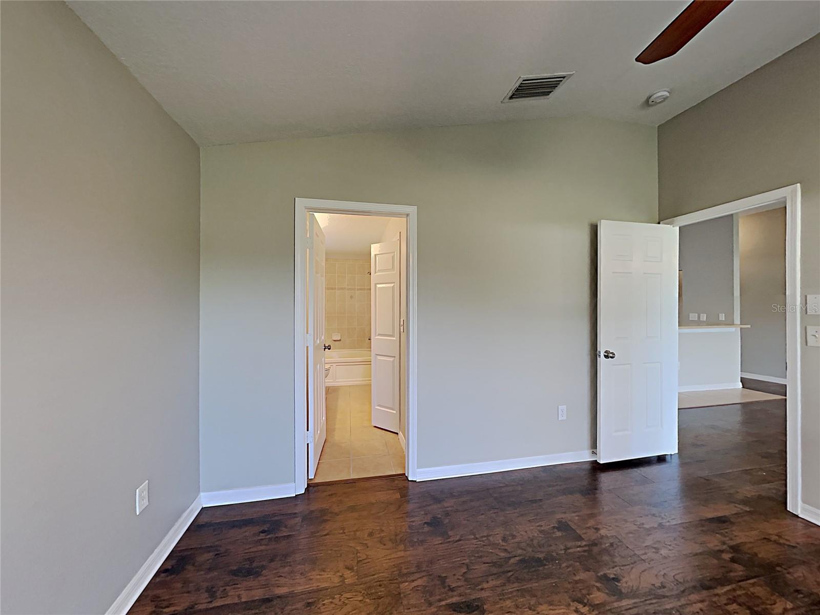 3606 HARVEST ORCHARD DR
