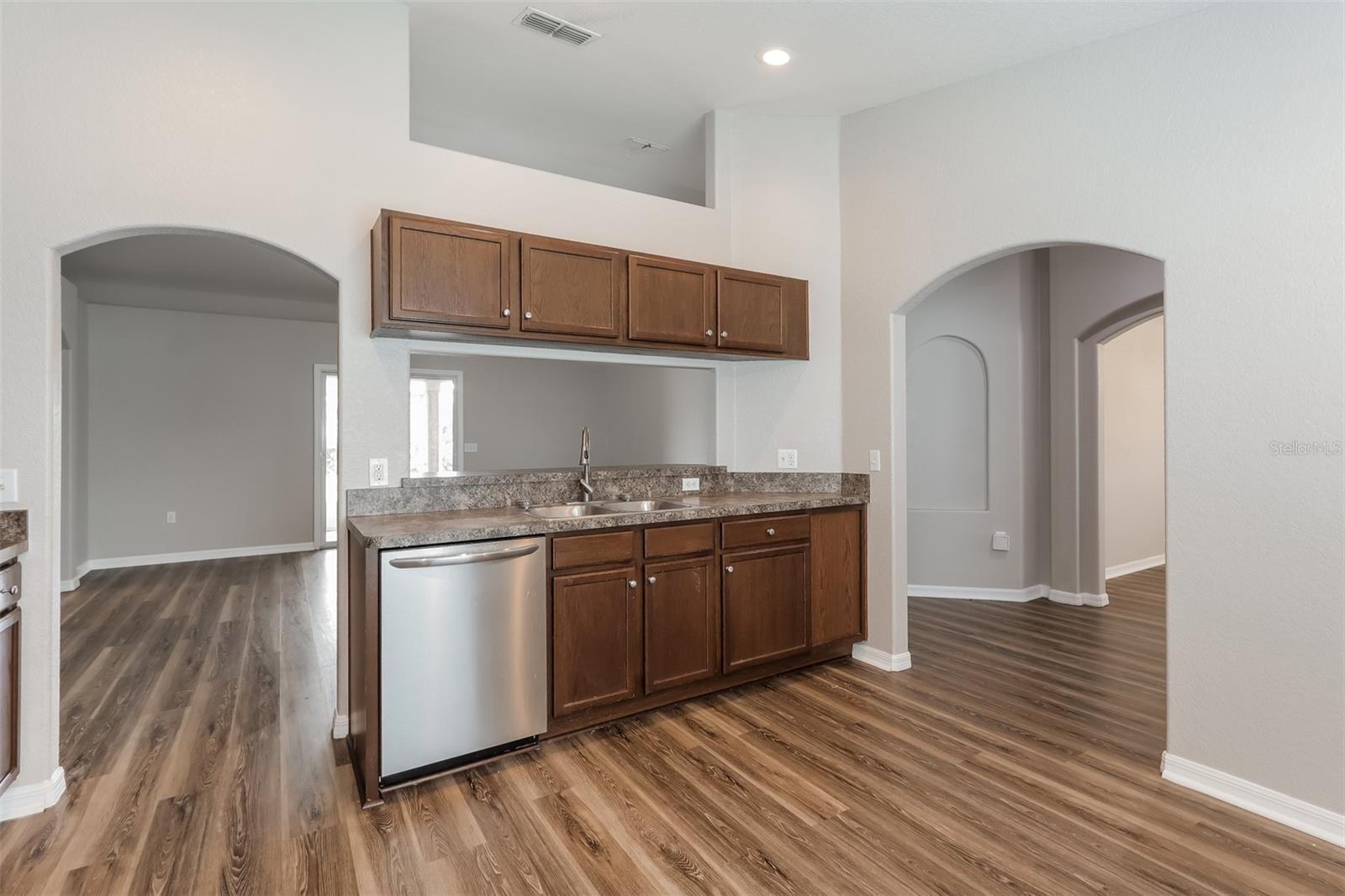 6515 EVERGREEN PARK DR