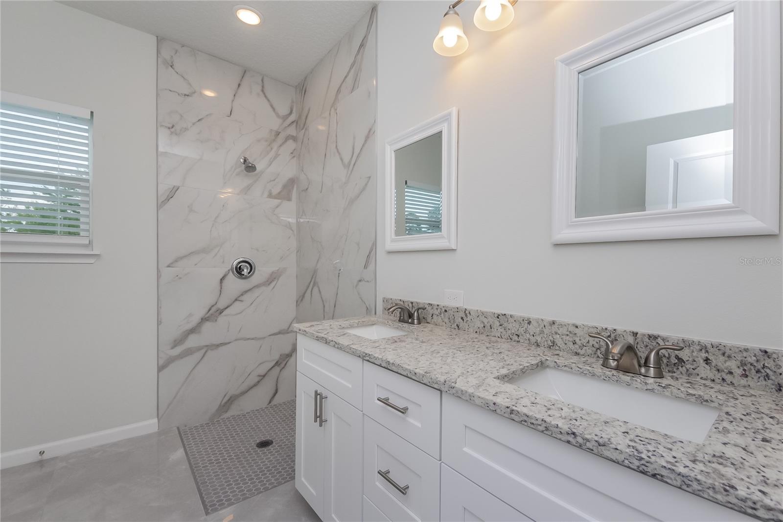 137 VIOLET CT